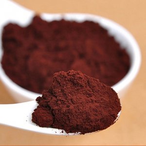 Nghiền nấm linh chi đỏ nguyên tai thành bột