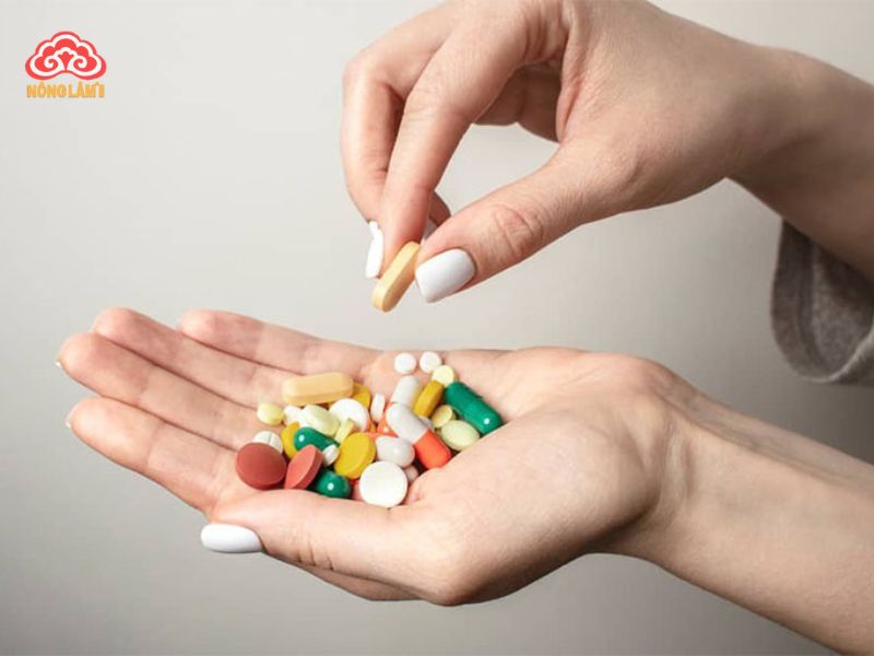 Uống Nấm Lim Xanh Kiêng Gì? 5 Nhóm Cần Tránh Để Tối Ưu Hóa Công Dụng 9 Tham khảo ý kiến bác sĩ nếu đang dùng thuốc tây