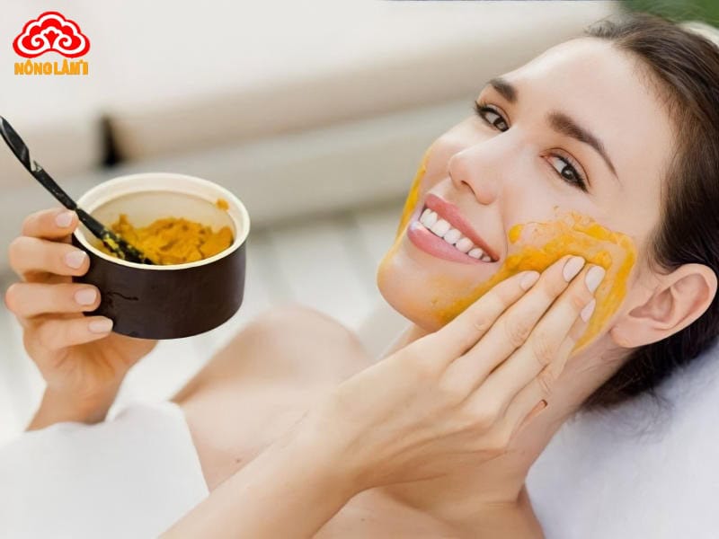 Bột đông trùng hạ thảo dùng làm mạt nạ dưỡng da