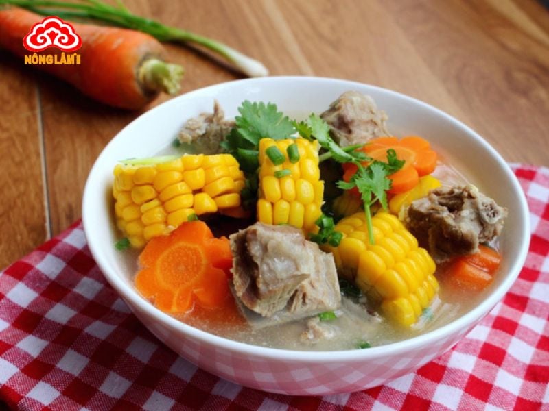 Súp sườn non nấm linh chi