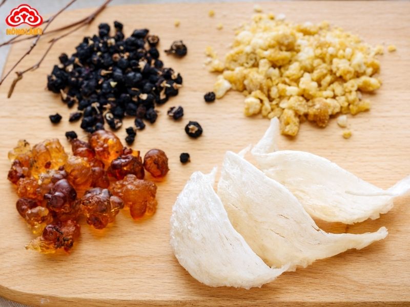 Đàn Ông Có Nên Ăn Yến Sào? 7 Yến sào (tổ yến) là sản phẩm được làm từ nước bọt của chim yến