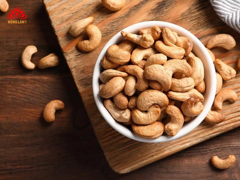 Top 9+ Loại Hạt, Quả Khô Tốt Cho Sức Khỏe Nên Ăn Hằng Ngày 26 Hạt điều (cashew)